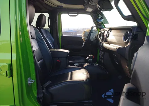 2019 Jeep Wrangler Unlimited Sahara z USA, uszkodzony, nr VIN 1C4HJXEG2KW575571